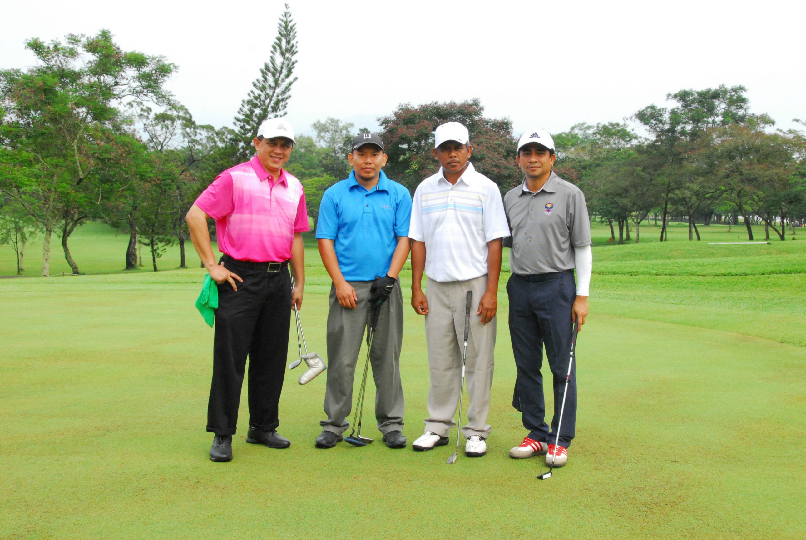 PRO15 157 GOLF DSC 0256.JPG